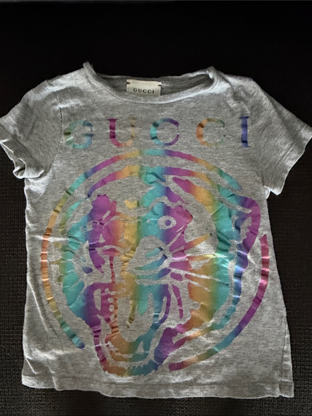 Gucci Kids Gray Tee with Multicolor Rainbow Tiger Graphic